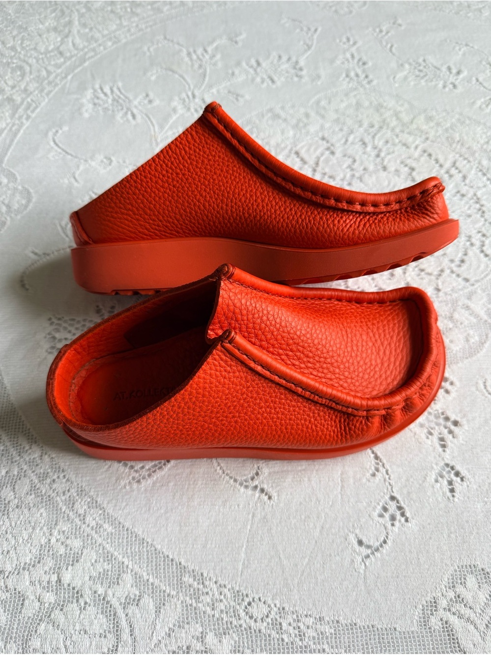 AT.KOLLEKTIVE Orange Pebbled Leather Mules Clogs Shoes Portugal‎ EU 36 US 5.5-6